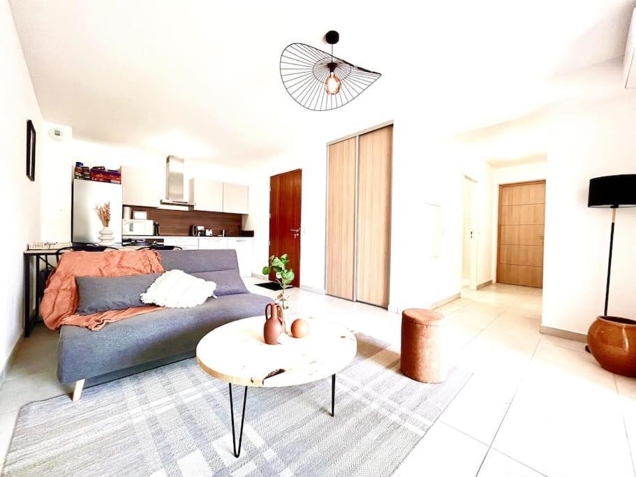 Appartement Terrasse St Florent سانت فلوران المظهر الخارجي الصورة