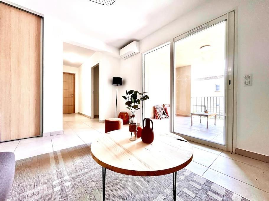 Appartement Terrasse St Florent سانت فلوران المظهر الخارجي الصورة